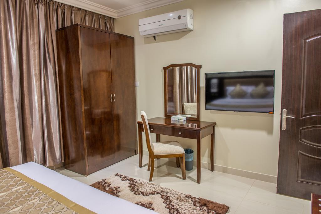 Al Masem Luxury Hotel Suite 5 Al-Hofuf Exterior photo